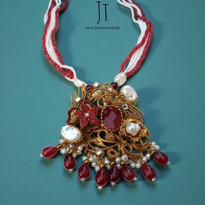 Nigaar: Mala with Earrings (Red)