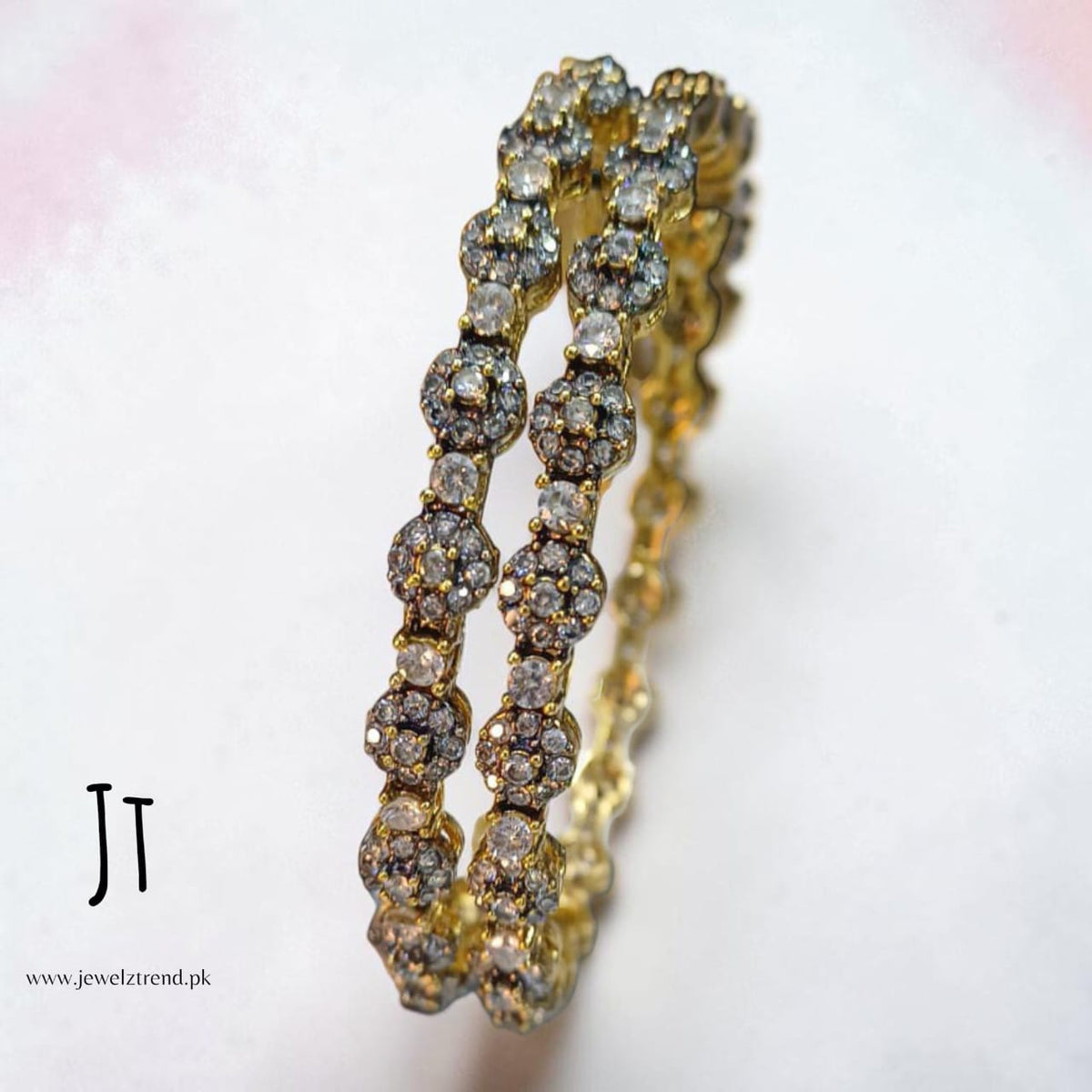 Jurao Bangles: Premium Collection 9324