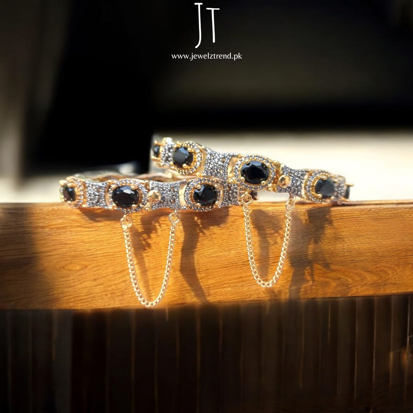 Modern Premium Look Karay