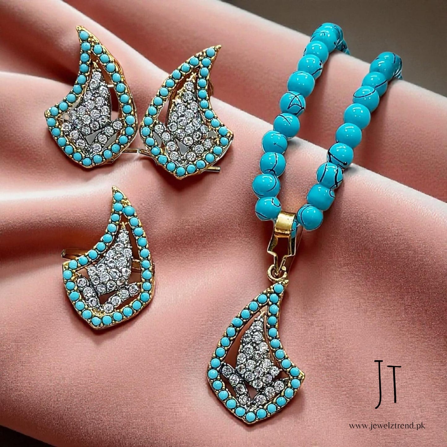 Rising Charm: Locket set