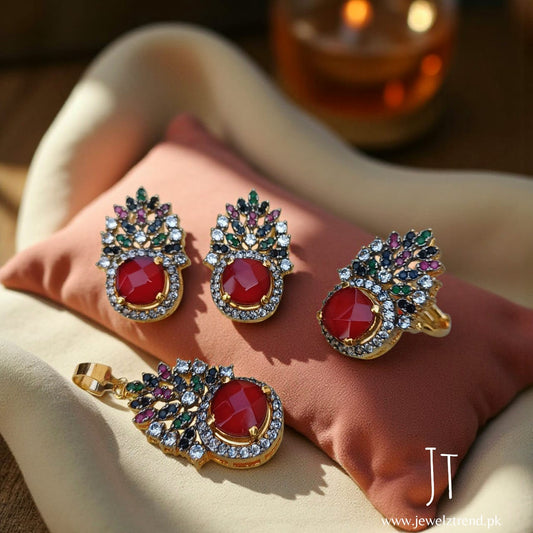 Crimson Crown: Jurao Locket Set