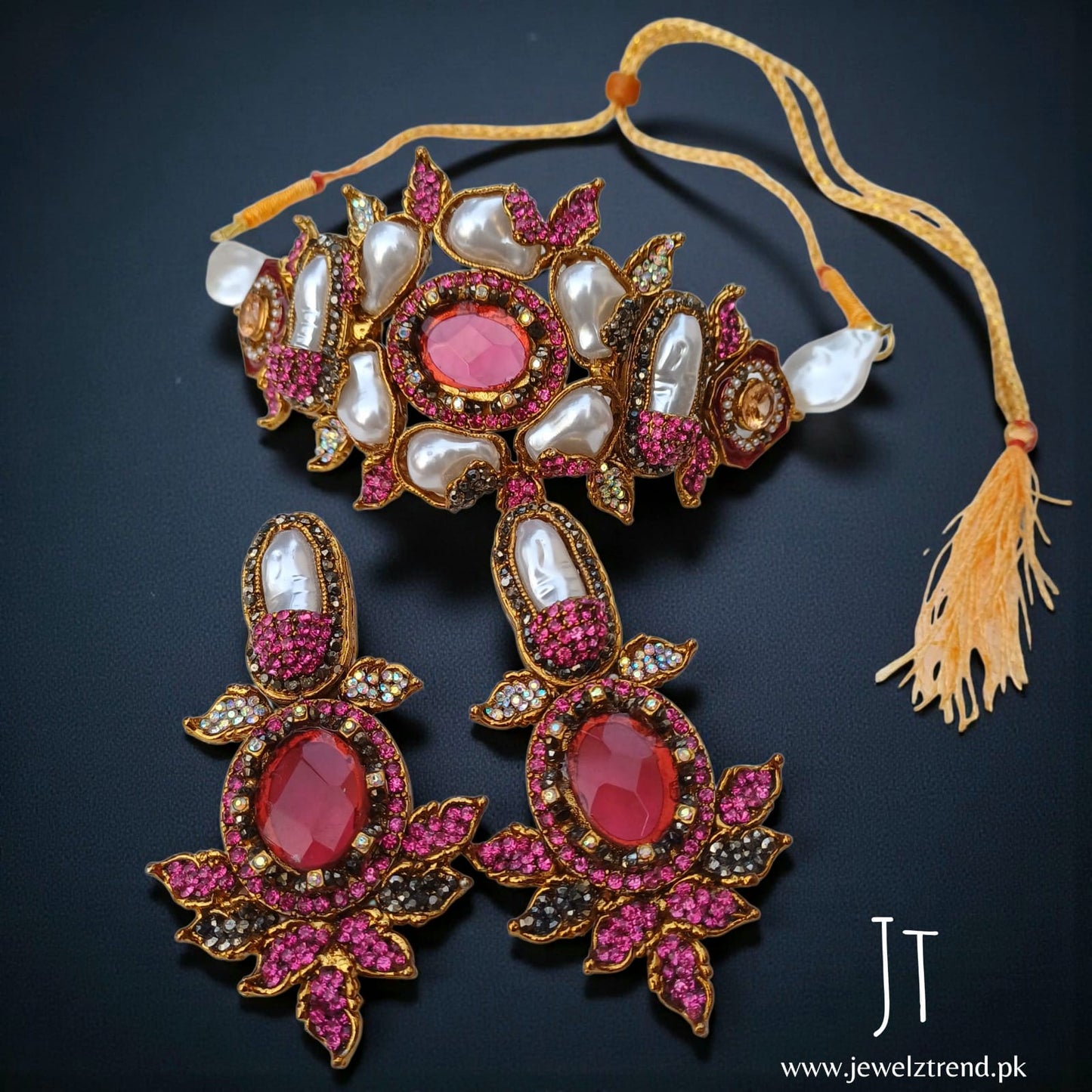 Spring Dew: Shocking Pink