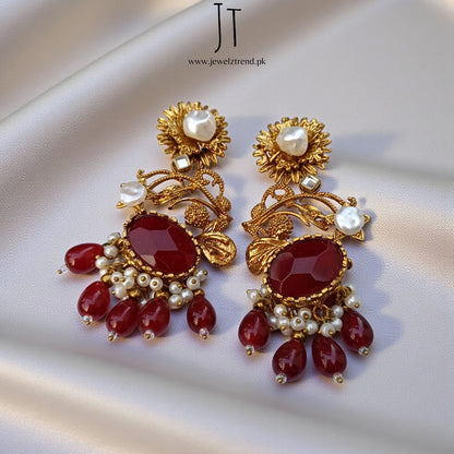 Nigaar: Mala with Earrings (Red)