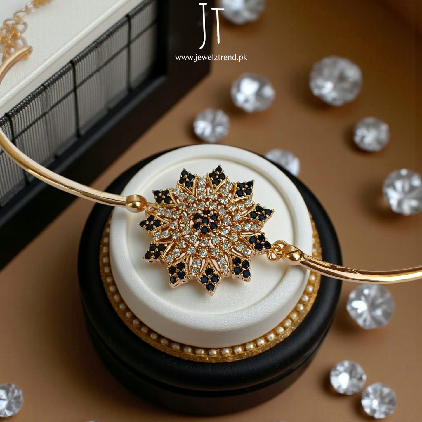 Everyday Edge: Black Stone Bracelet