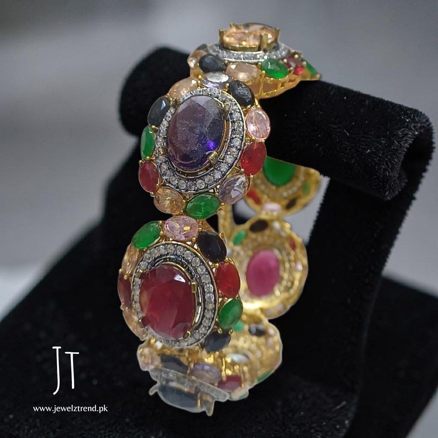 The Gem Story: Kangan