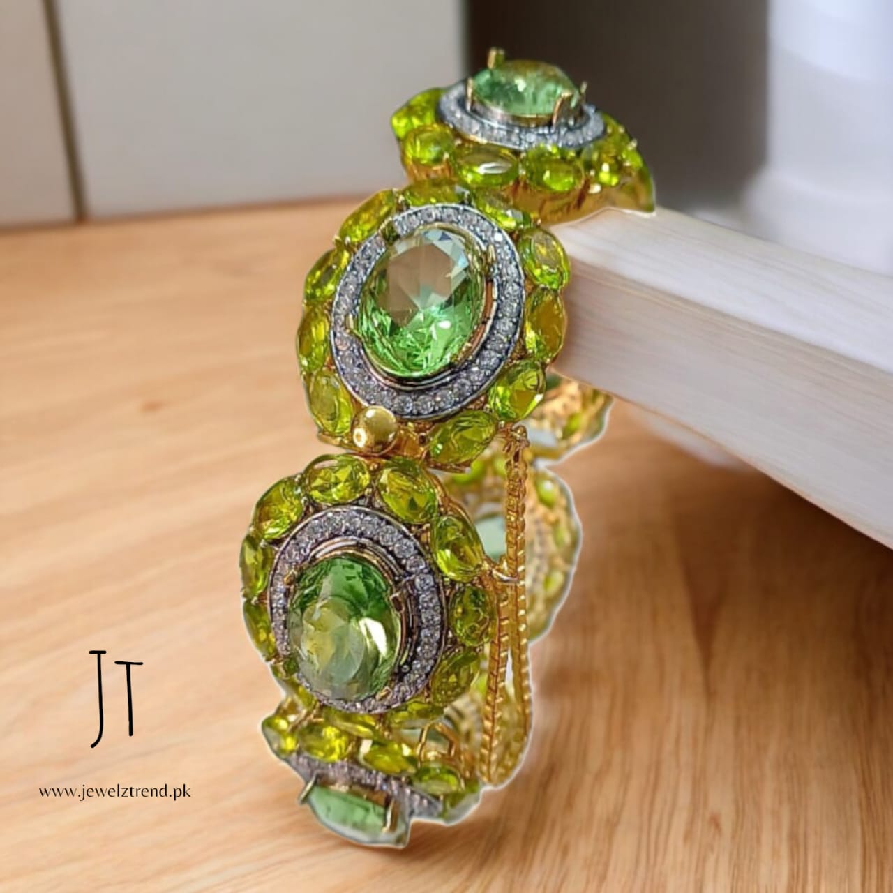 The Gem Story: Kangan