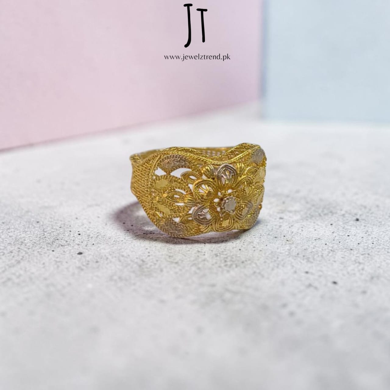 Gold Look ring: RP