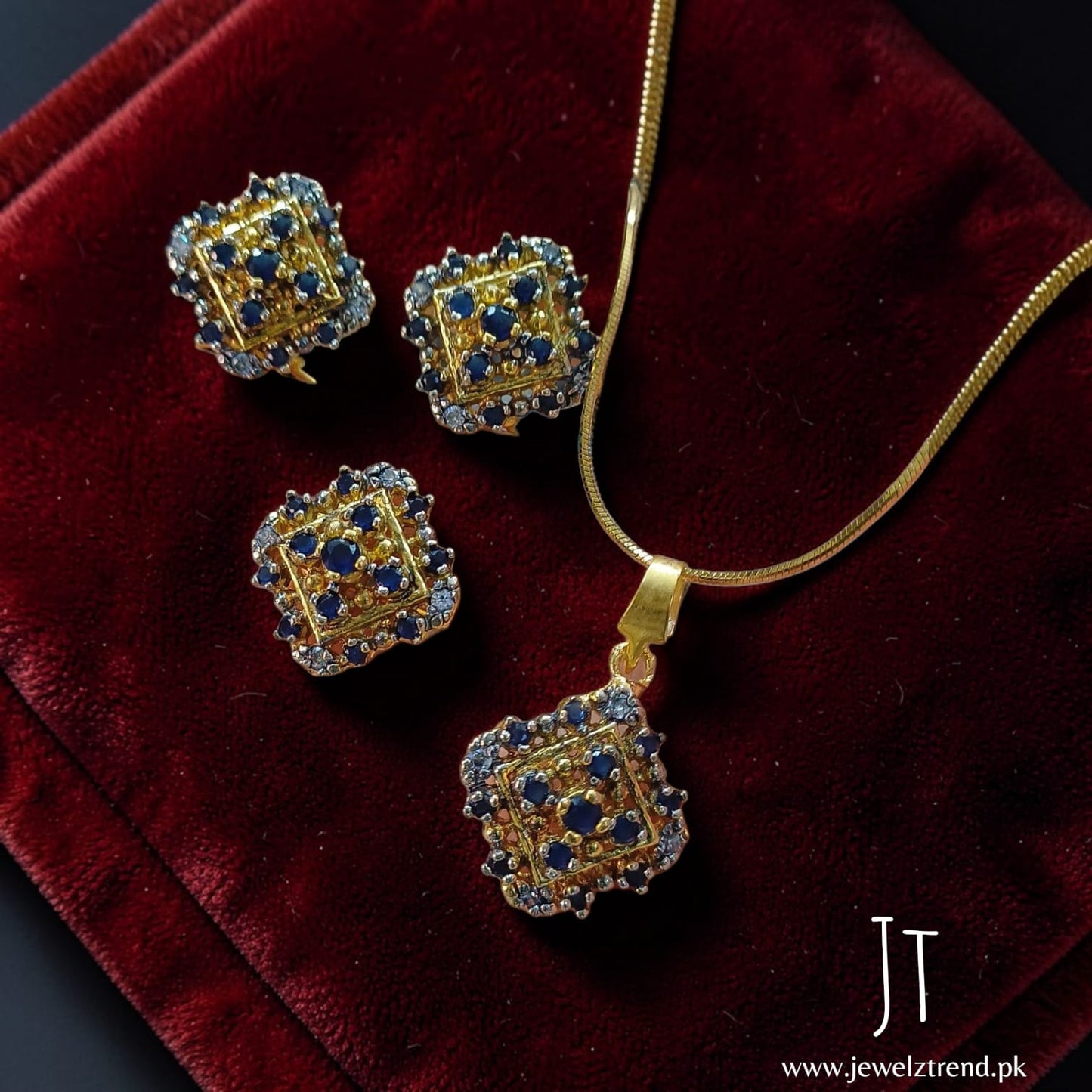 Jurao SQ Combo: Locket Set