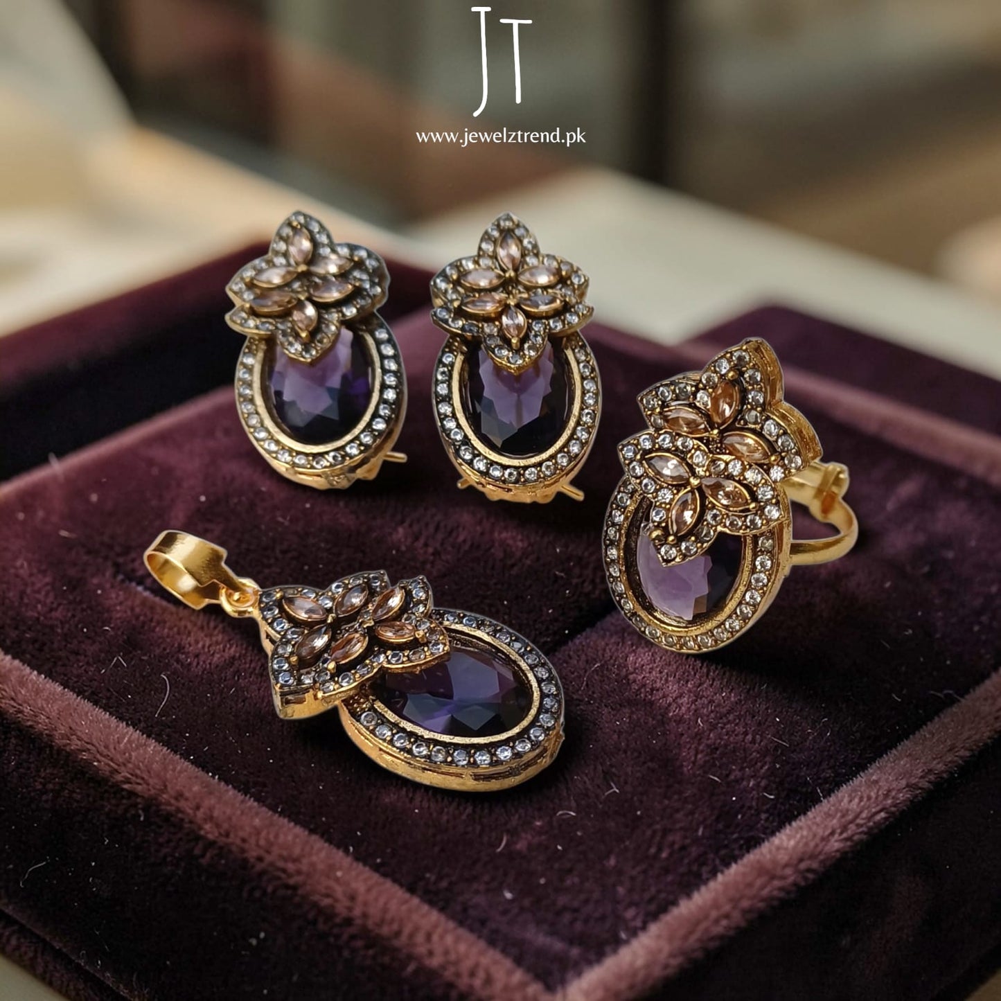 Azure Sparkle Trio: Locket Set