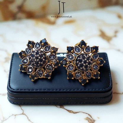Luxe Star Glow: Jurao Earrings