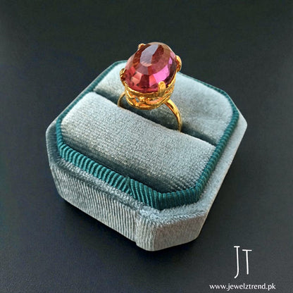 Trendy Single Stone