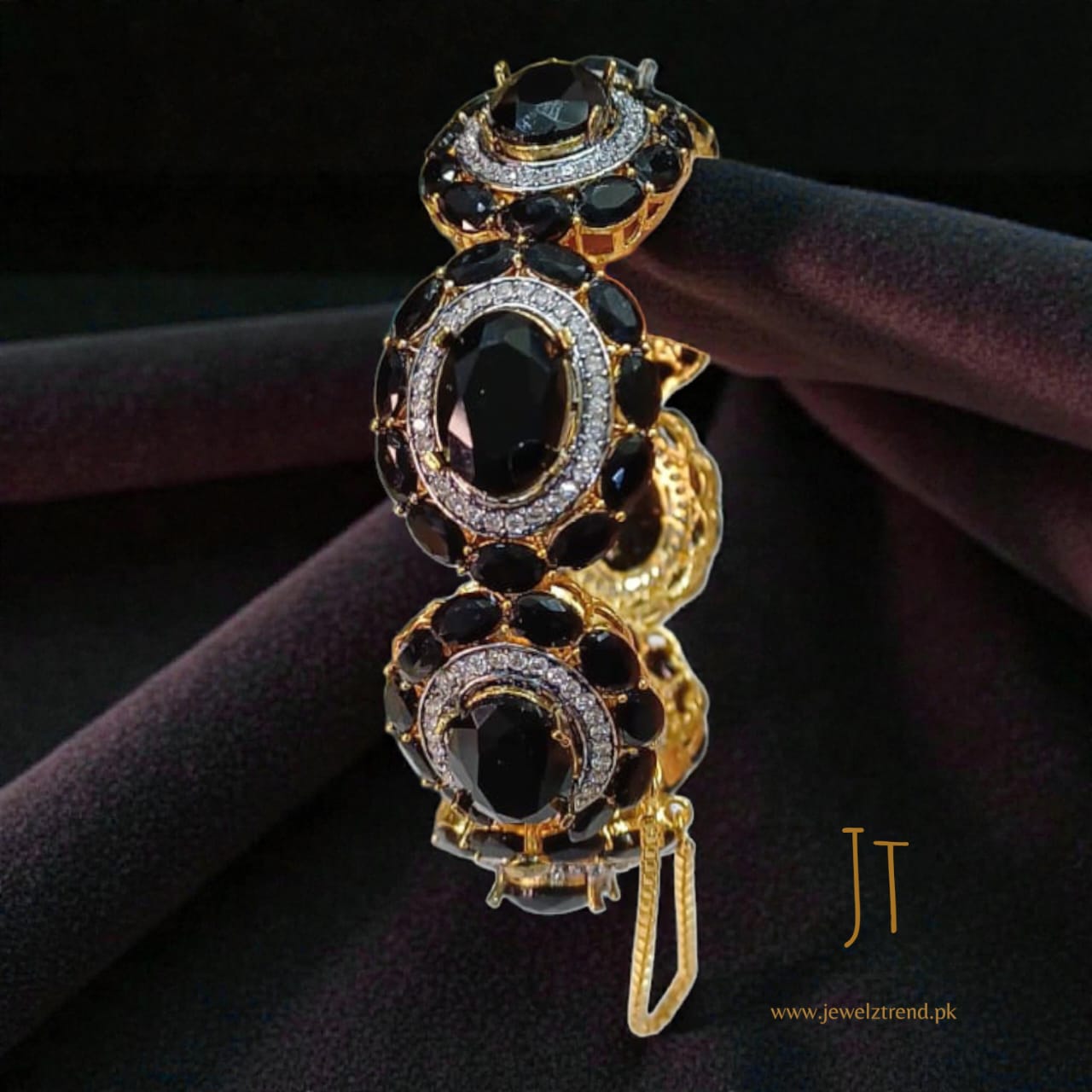 The Gem Story: Kangan