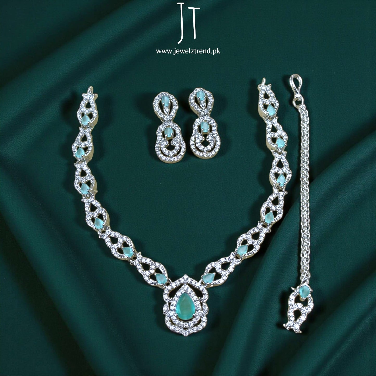 Moonlight Mint Necklace