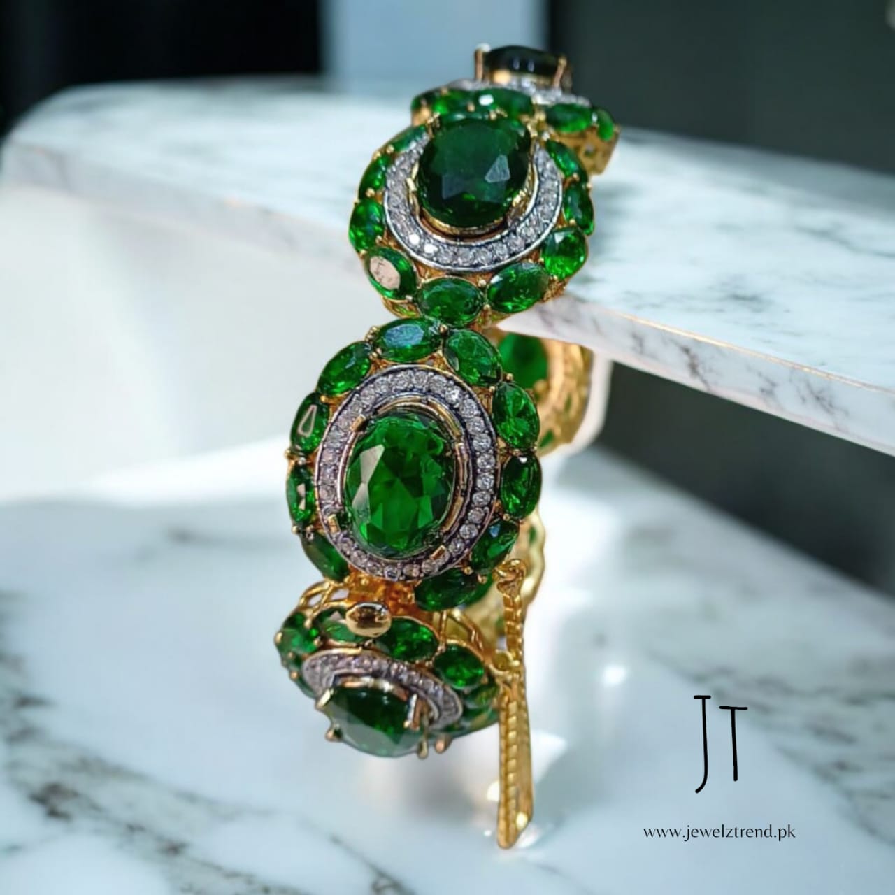 The Gem Story: Kangan