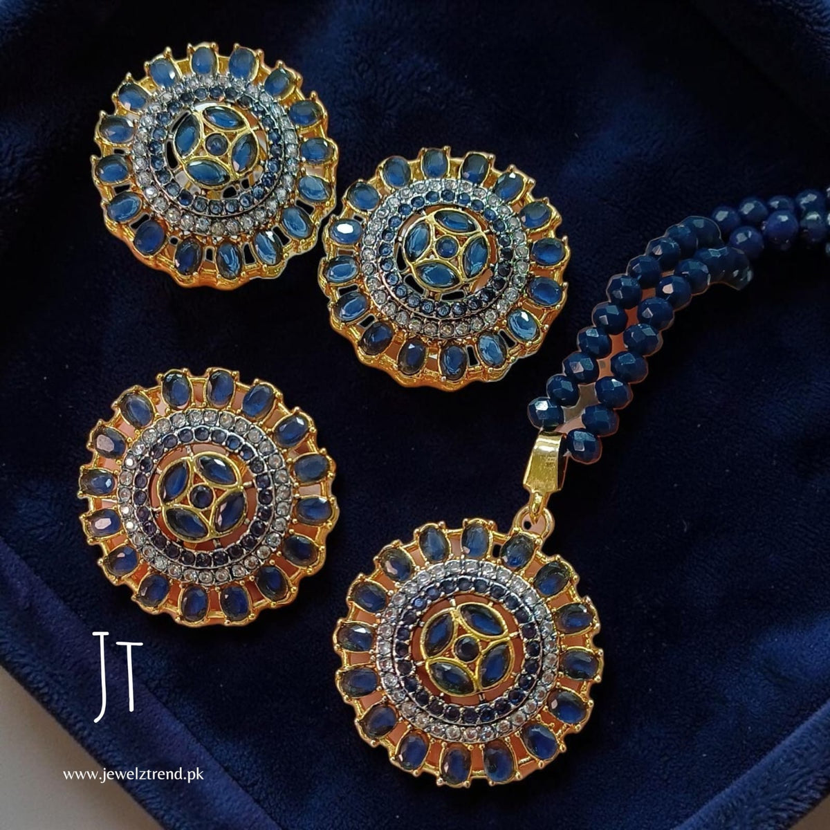 Leena: Locket Set