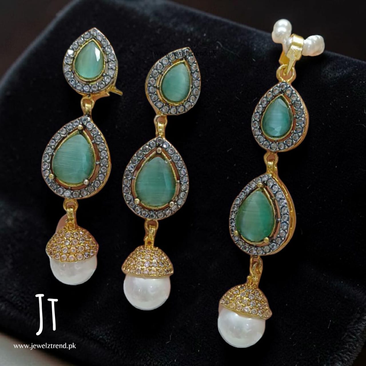 Deeba: Combo with Long Earrings