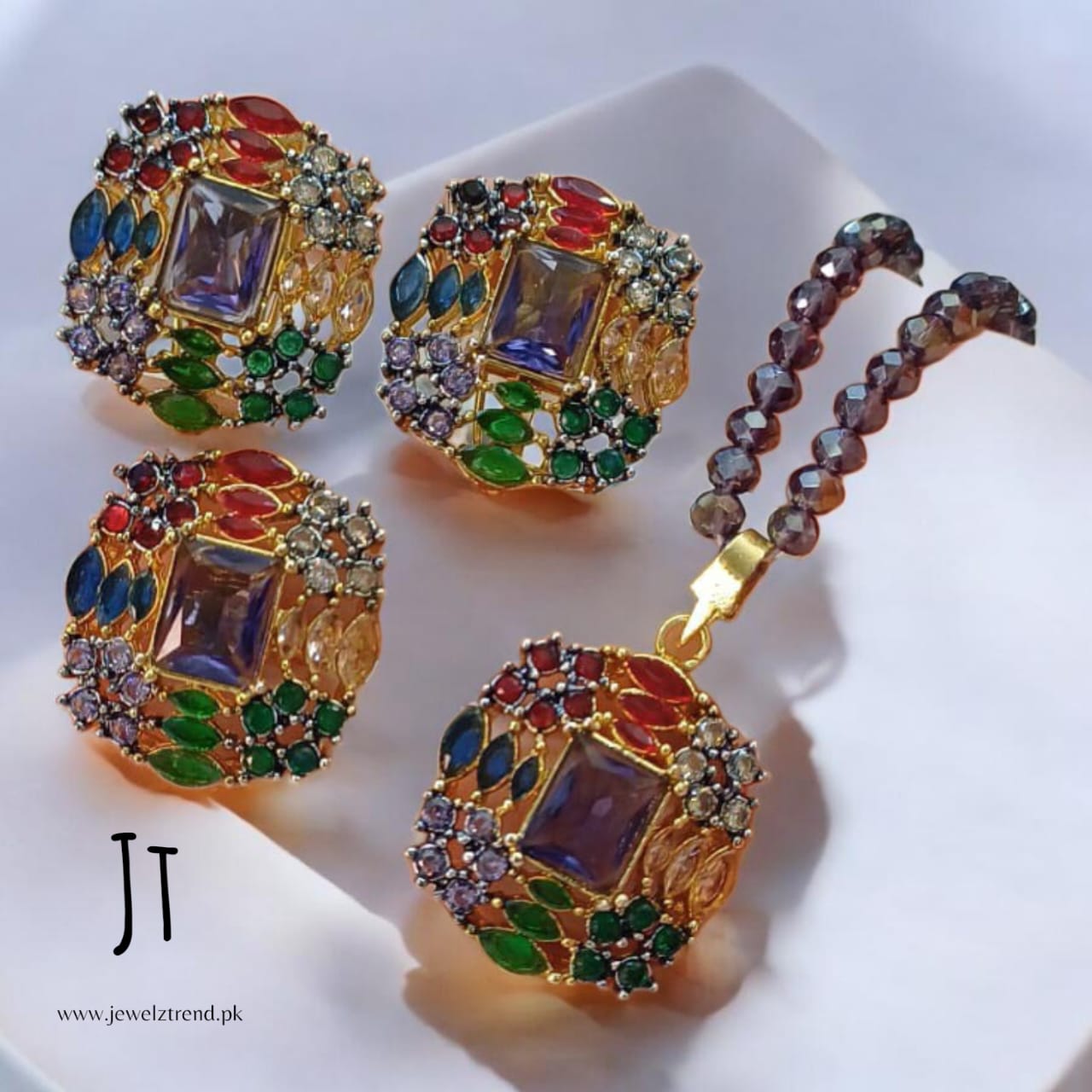Rising Sun: Locket Set