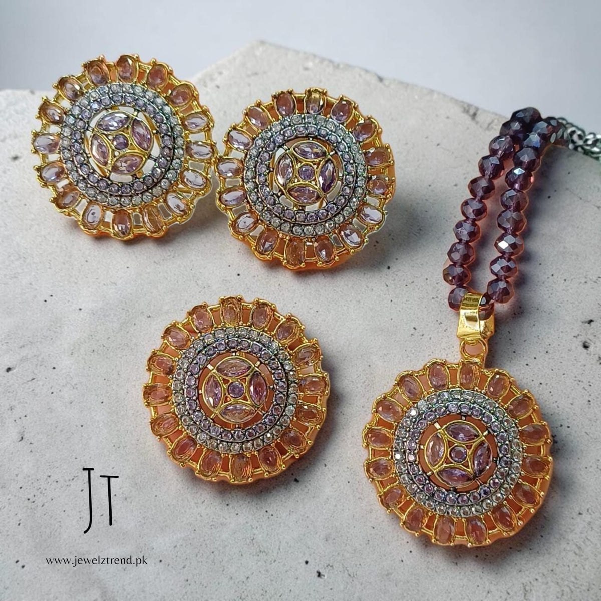 Leena: Locket Set