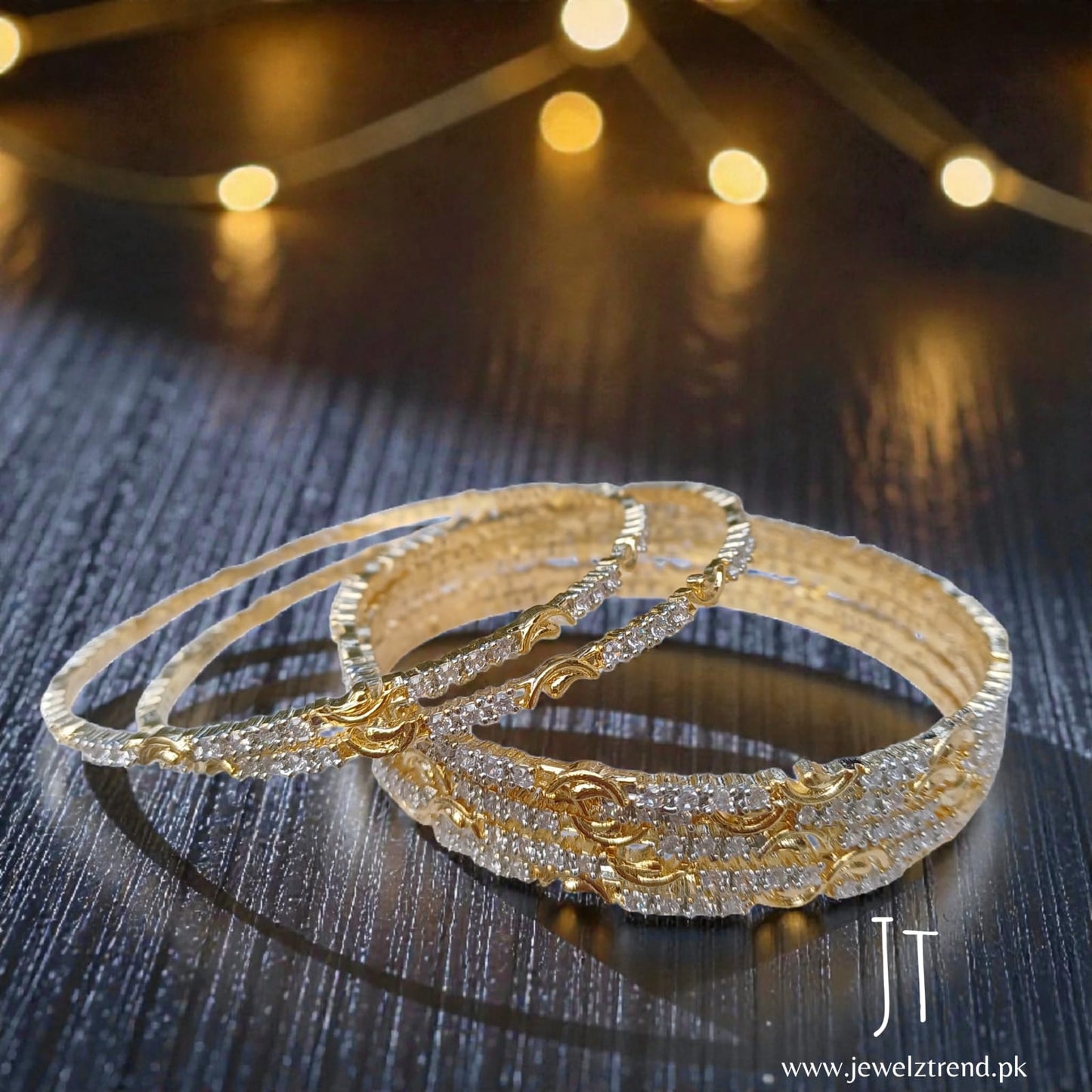 Trend Aura: 1 carat Bangles