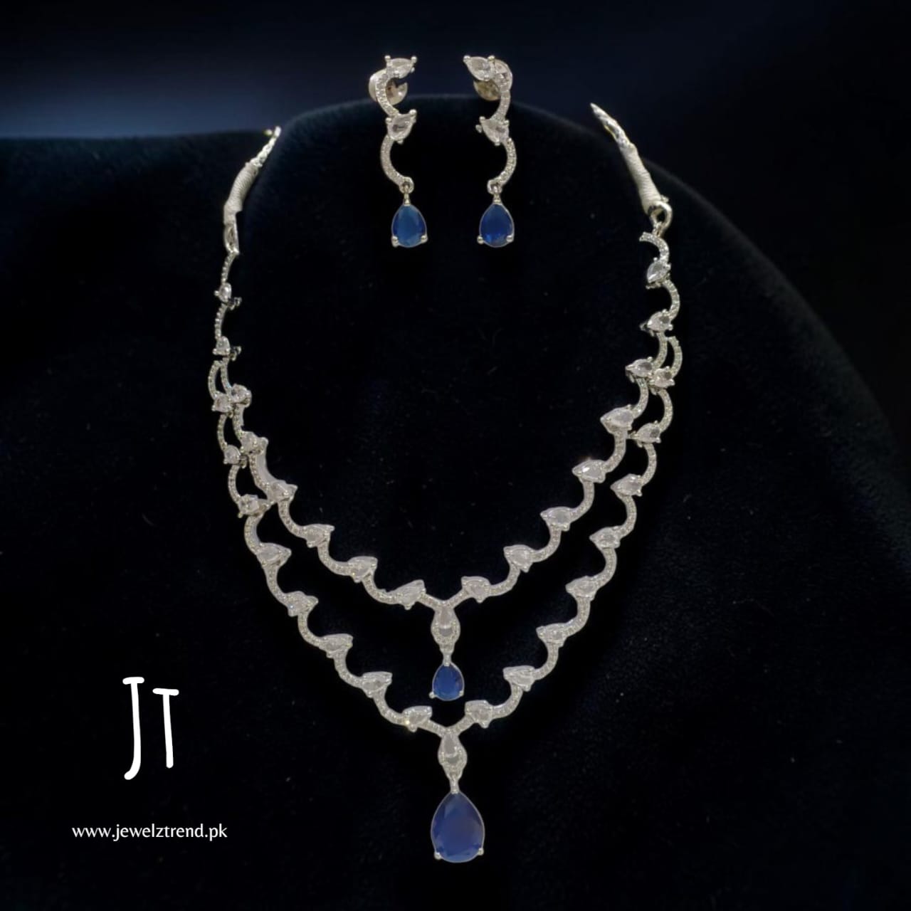 Admire: AD Necklace Set