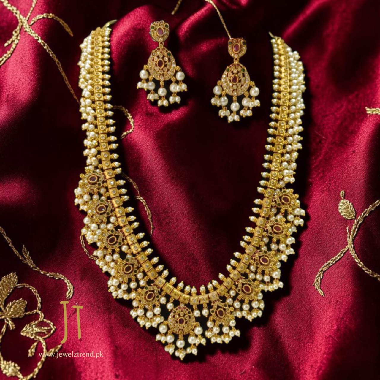 Kanwal: South Indian Mala