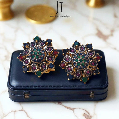 Luxe Star Glow: Jurao Earrings