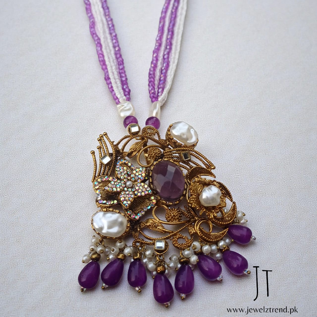 Nigaar: Mala with Earrings (Purple)