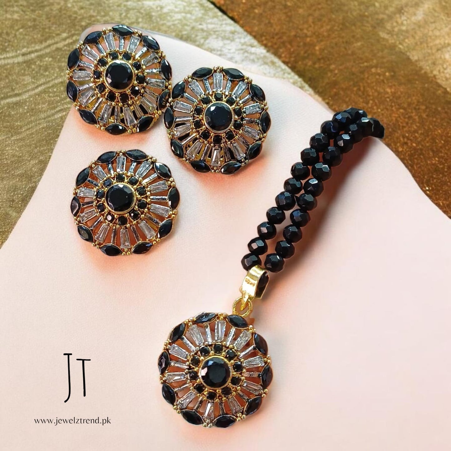 Rose: Locket Set