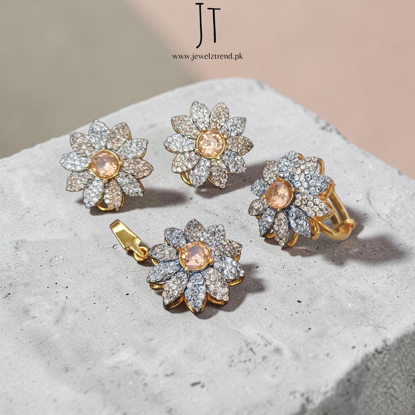 Spring Bloom: Locket Set