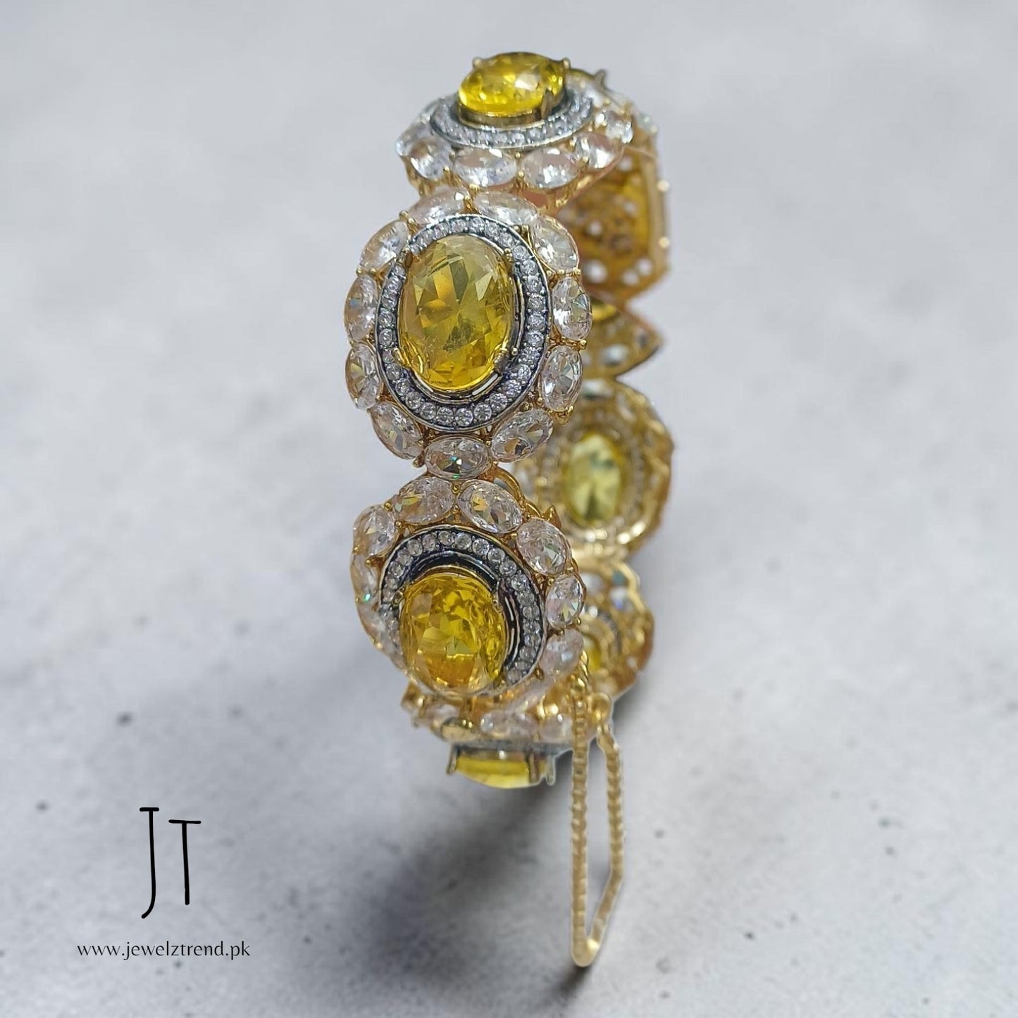 The Gem Story: Kangan