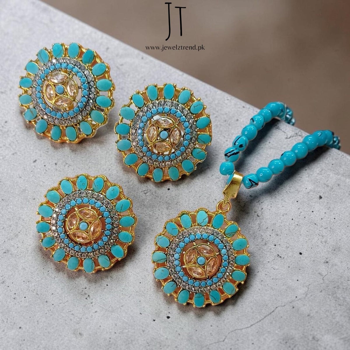 Leena: Locket Set