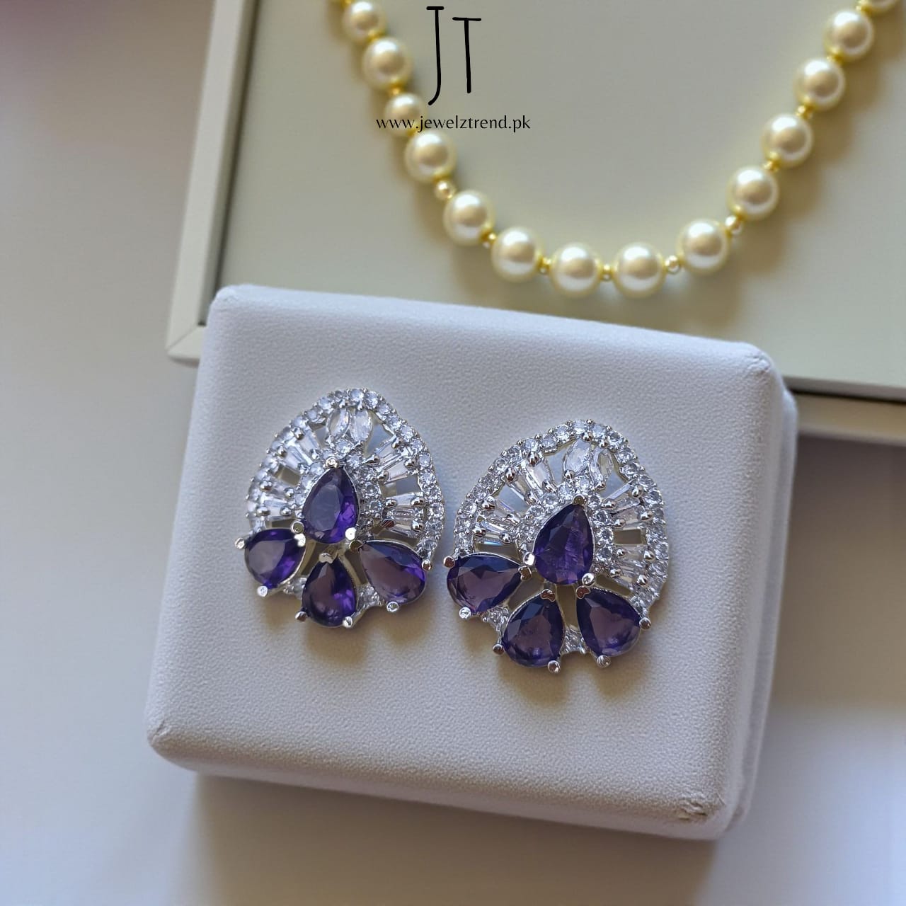 Silver Drop Shine: Tops