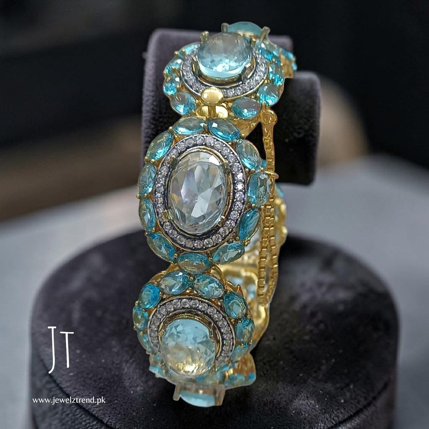 The Gem Story: Kangan