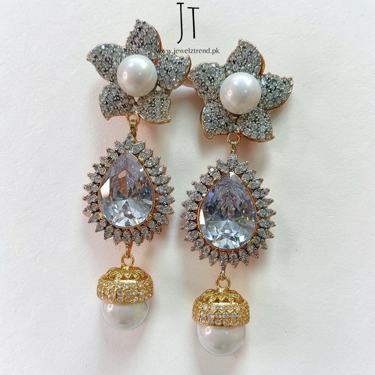 Laila: Long Earrings