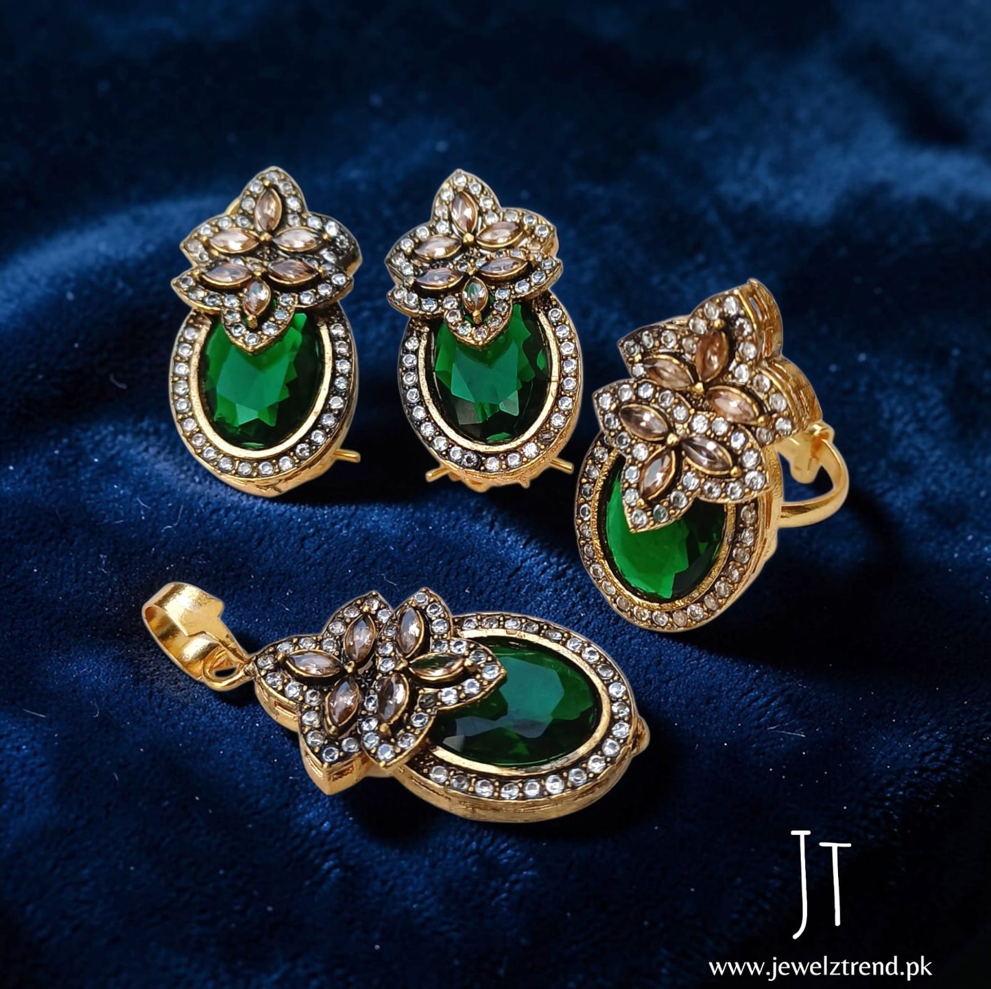 Azure Sparkle Trio: Locket Set