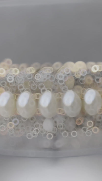 Elegance Defined: Centered Pearl Kangan