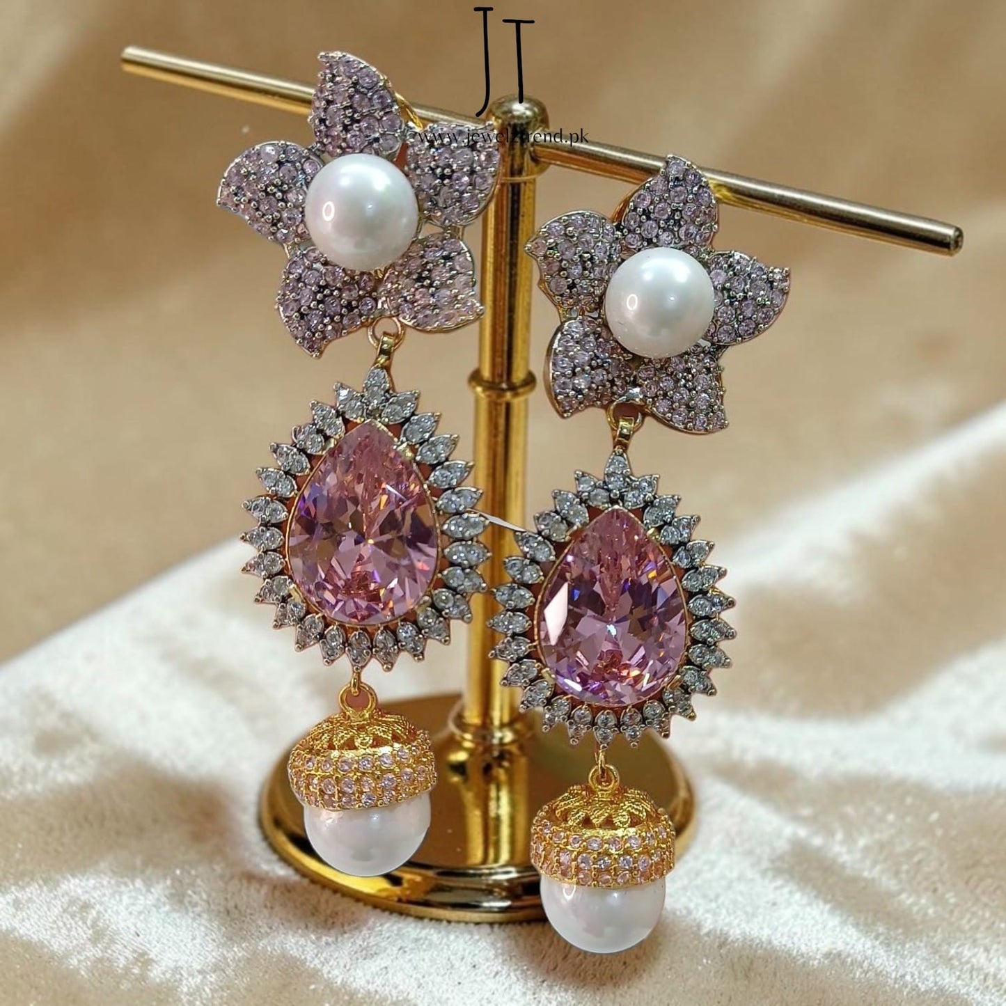 Laila: Long Earrings