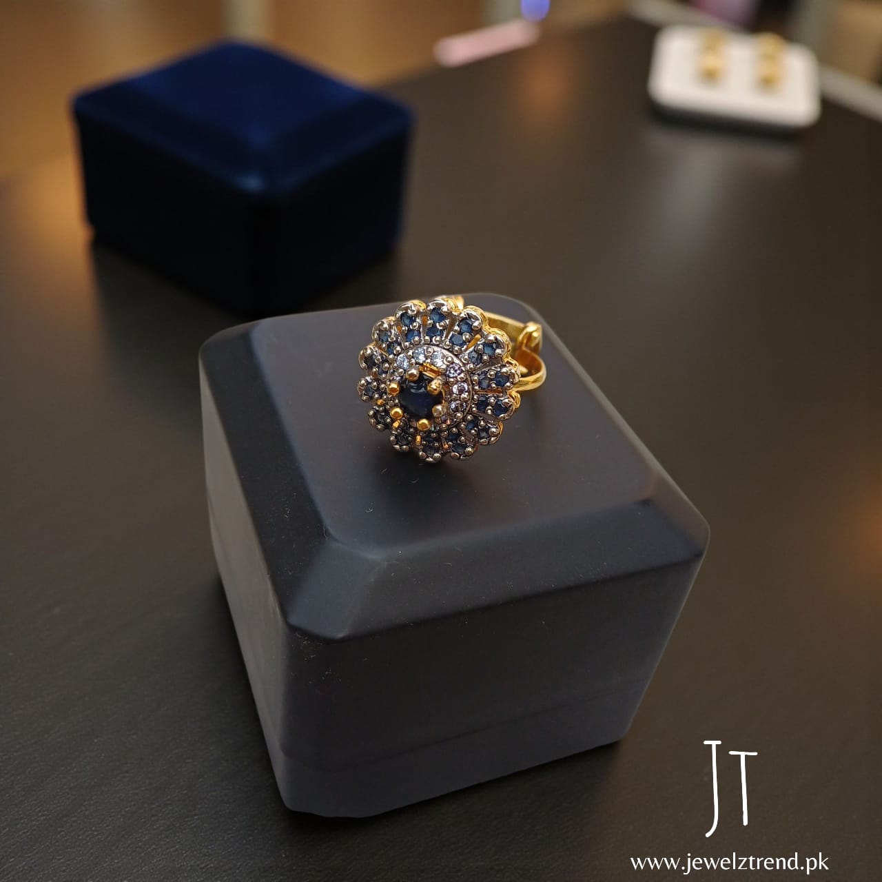 Blooming Shine: Jurao Ring