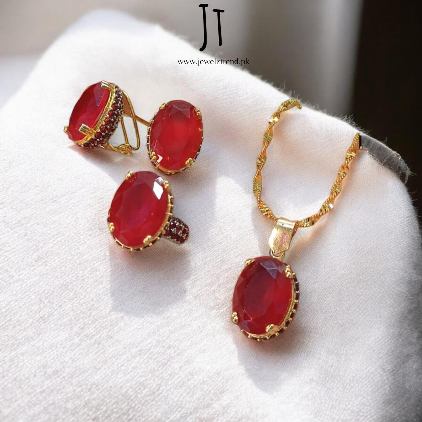 Premium Series 1089: Locket Set