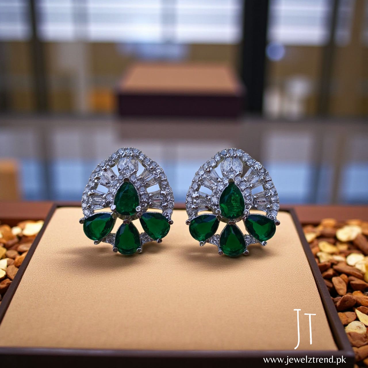 Silver Drop Shine: Tops