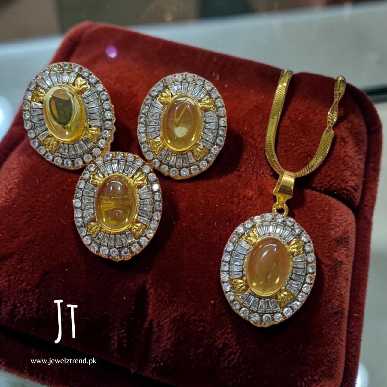 Dreamscape: Locket Set