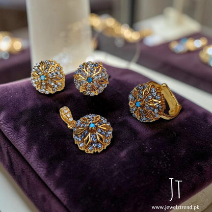 Spring Rose: Jurao Locket Set