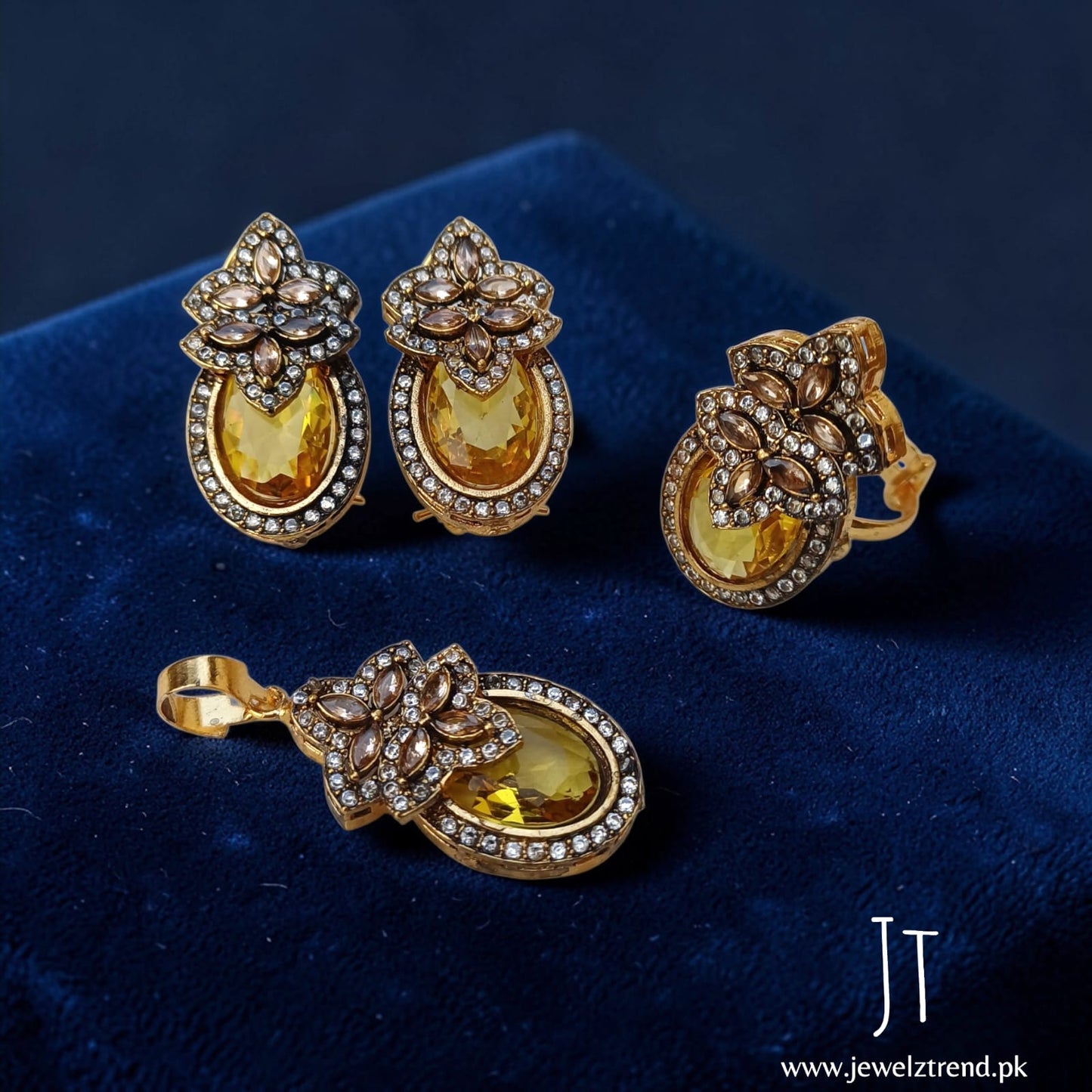 Azure Sparkle Trio: Locket Set