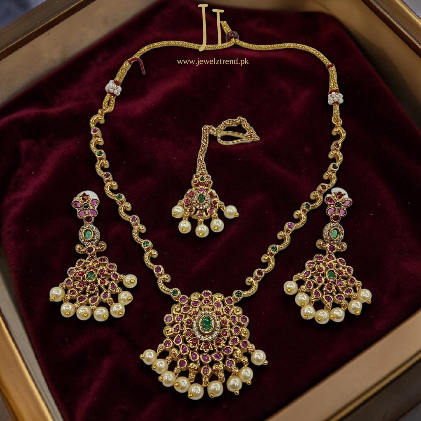 Zaib: South Indian Set