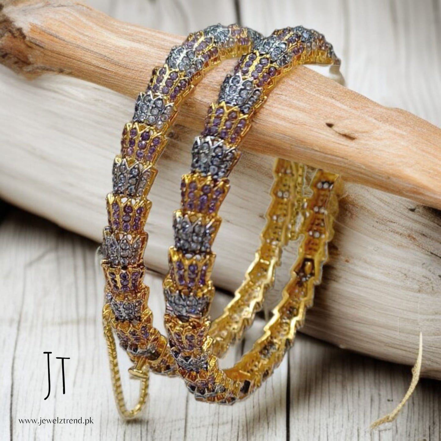 Elegant Bloom: Oxidised Kangan