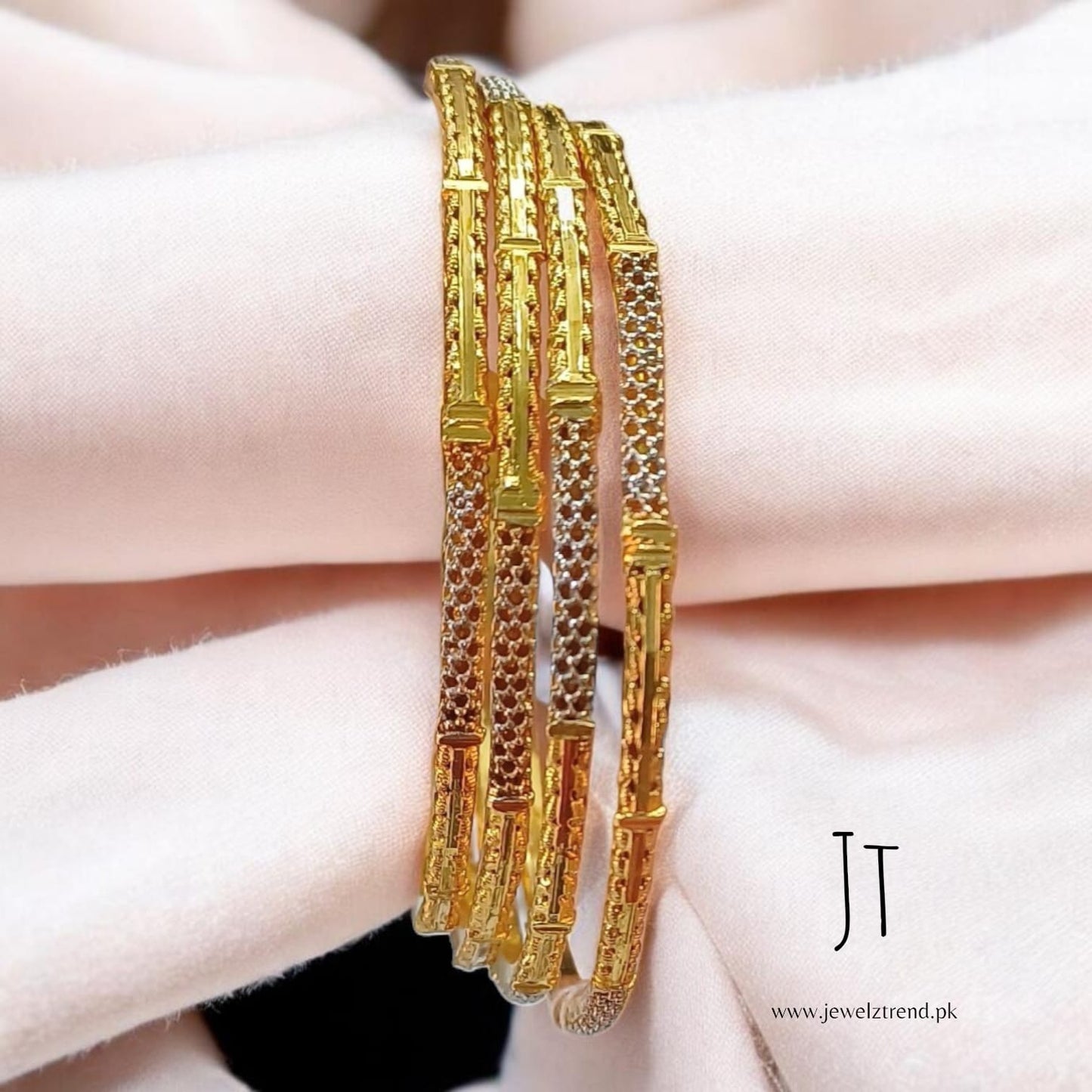 Signature Rp Bangles