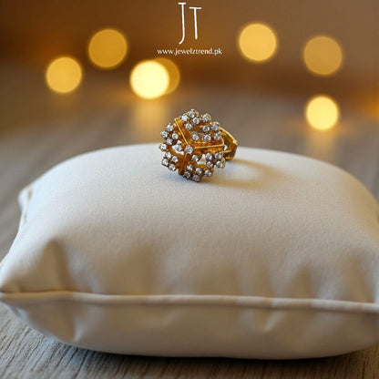 Sunny Bright: Diamond Cut Ring