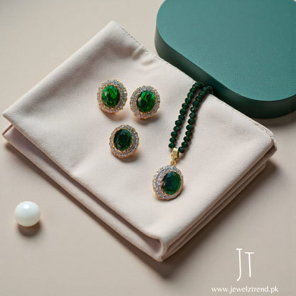 Bold Center Stone Locket Set