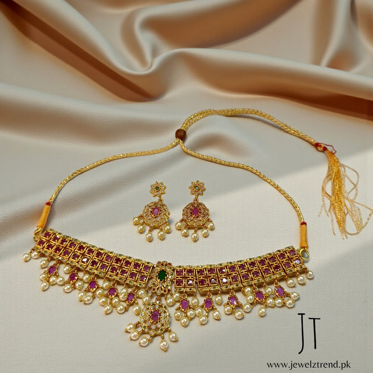 Satrangi: South Indian Choker