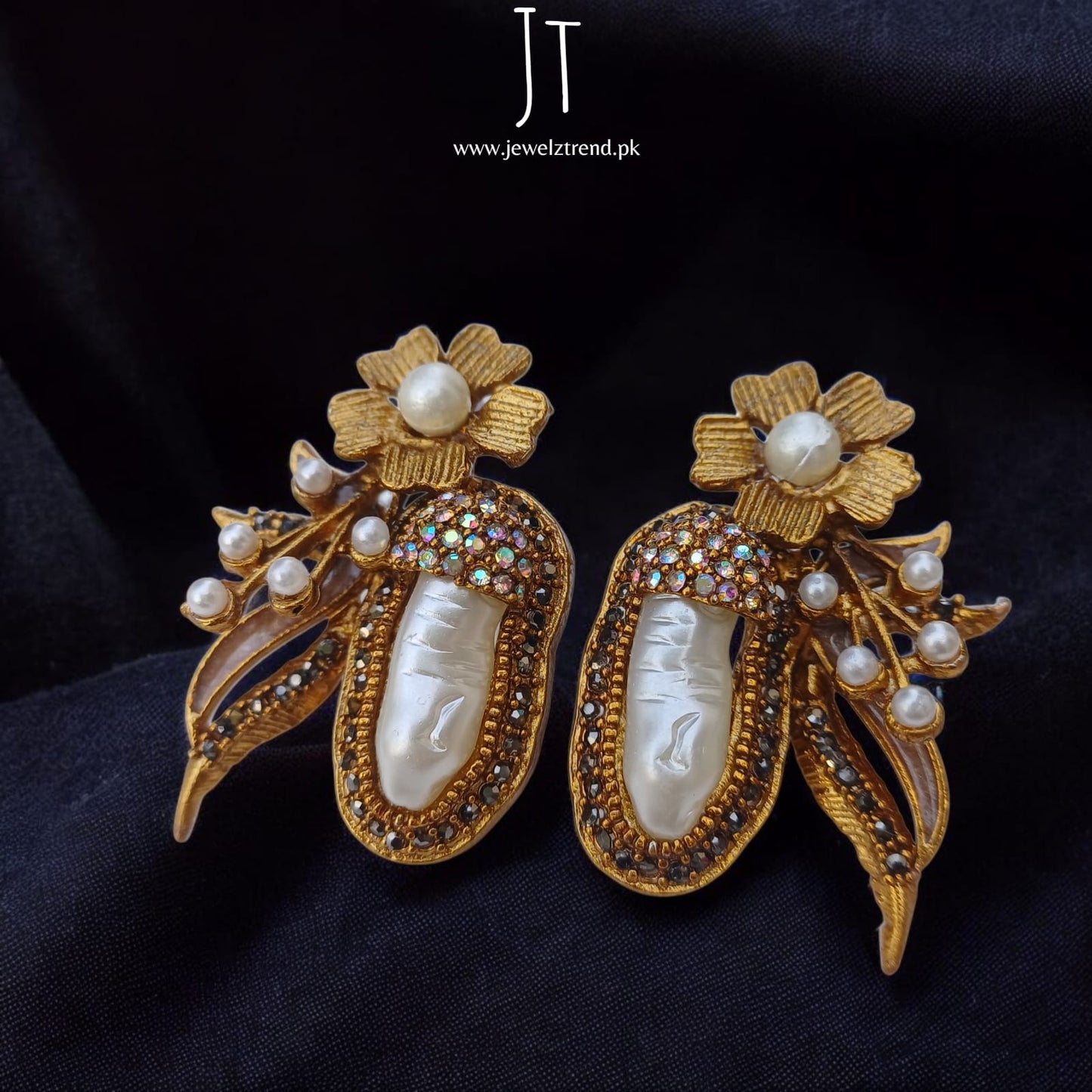 Floral Story: Turkish Tops